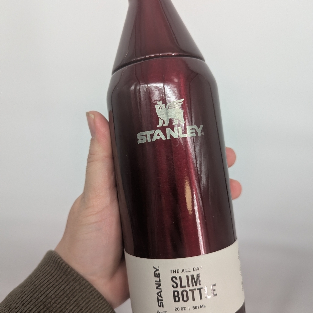 New Stanley All Day Slim Bottle 20 OZ garnet shine Easter gift water bottle - Picture 7 of 9
